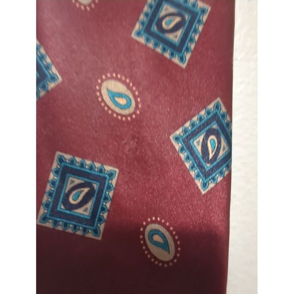 The American Edition Collection Mens Red And Beige Paisley Tie - Picture 3 of 7